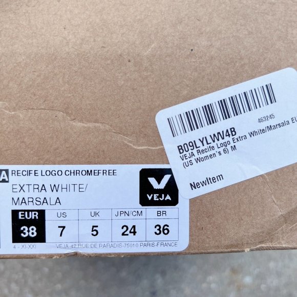 Veja Recife Logo Low Top 3-Lock Sneaker Extra White/ Marsala Womens US 7 EU 38 - Picture 9 of 9